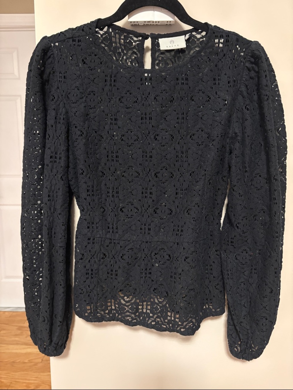 Black Lace Long-Sleeve Puff Blouse